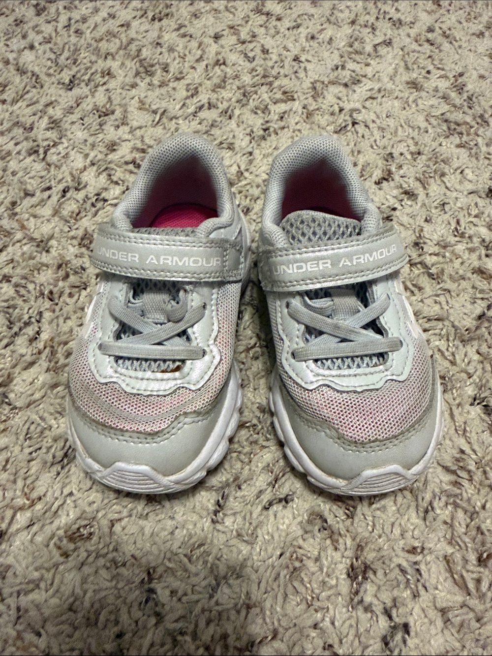 Under Armour Kids Light Gray and Pink Hook-and-Loop Sneakers
